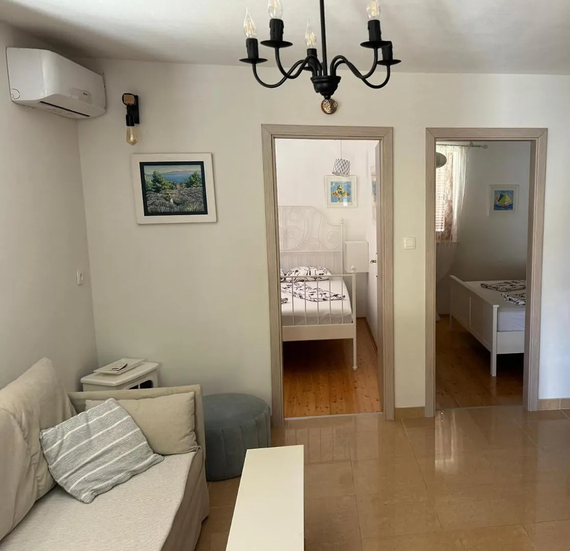 Appartamento Tiny House Laurus - Stivan, Cres - 900 M To Merascica Beach